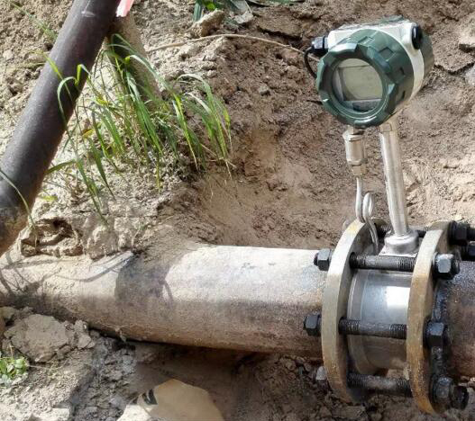 DN100壓縮空氣流量計(jì)現(xiàn)場安裝使用圖